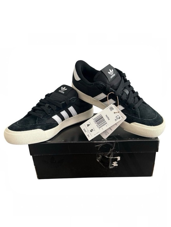 adidas Shoes - Adidas Nora Core Black White Skate Shoes NWT Men 4 Women 5